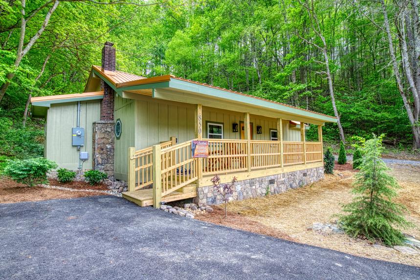 Copper Fox Den